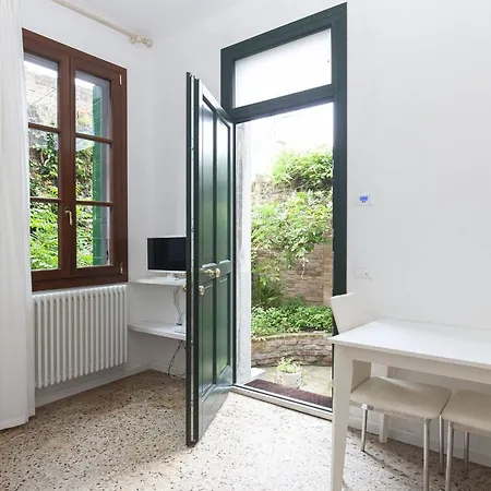 Santa Marta By Halldis Lägenhet Venedig