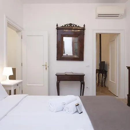 Santa Marta By Halldis Apartman *