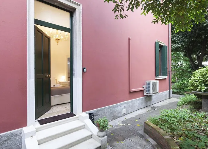Appartement Santa Marta By Halldis Venetië