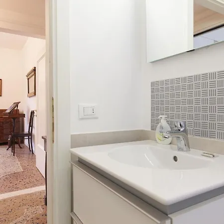 Santa Marta By Halldis *