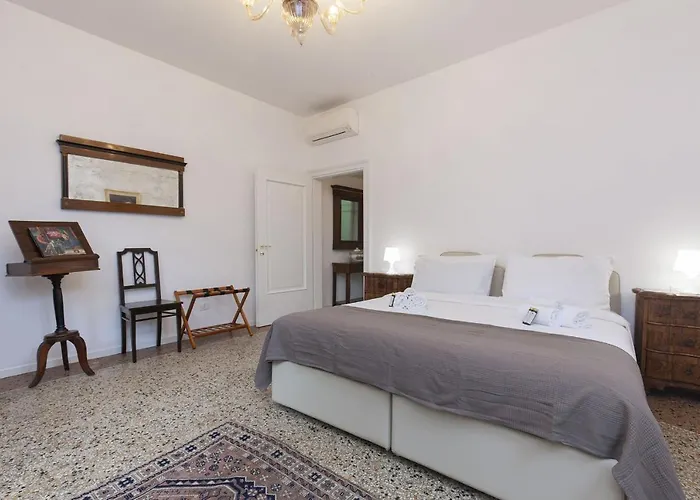 Santa Marta By Halldis