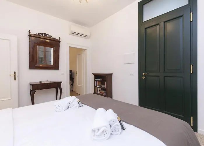 Santa Marta By Halldis *